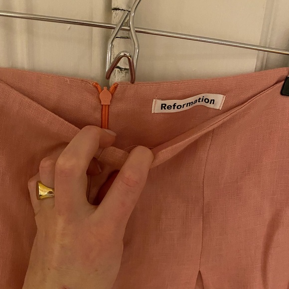 Reformation linen set - Picture 3 of 7